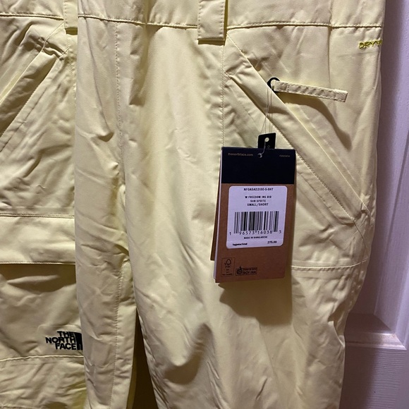 The North Face Yellow Overalls w Freedom Ins BIB Sun Bright - Picture 9 of 15